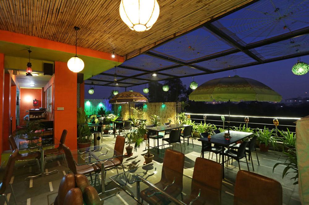 Hotel Star Plaza@New Delhi Railway Station Εξωτερικό φωτογραφία