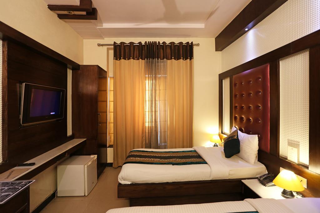 Hotel Star Plaza@New Delhi Railway Station Εξωτερικό φωτογραφία