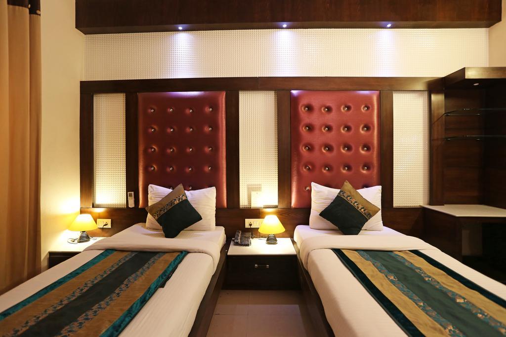 Hotel Star Plaza@New Delhi Railway Station Εξωτερικό φωτογραφία